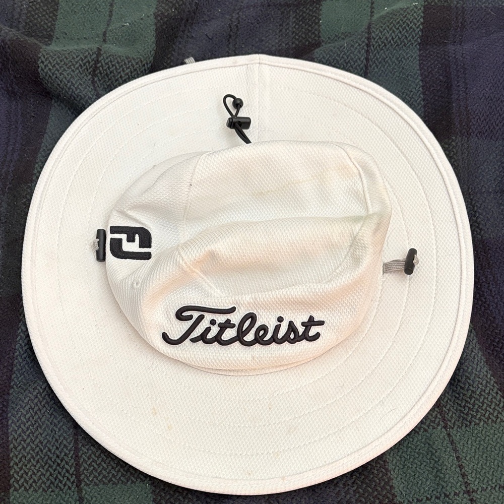 Titleist golf hat